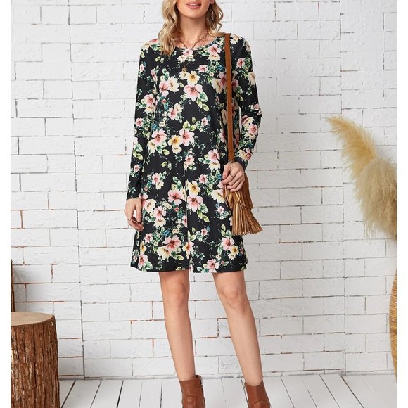 ✨NEW!! Size 4 or Size 6 Floral Print Long Sleeve Dress - Picture 3 of 3